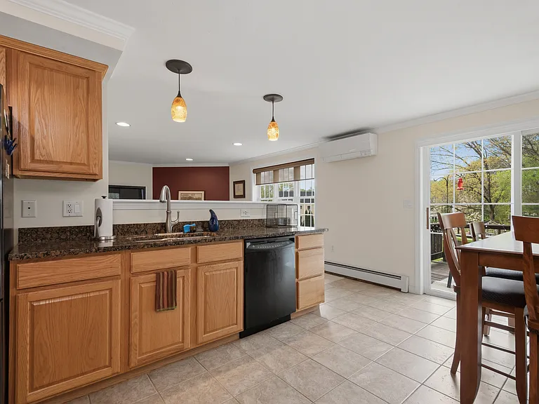 27 Colburn St #27 — Photo 15