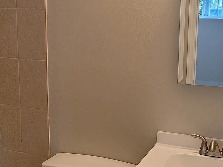 24 Harold St #1 — Photo 9