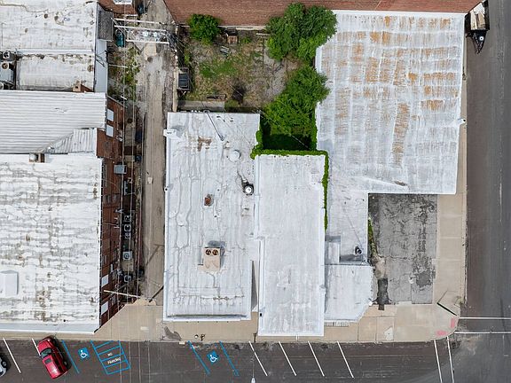 4th image of 607 & 609 Jackson St