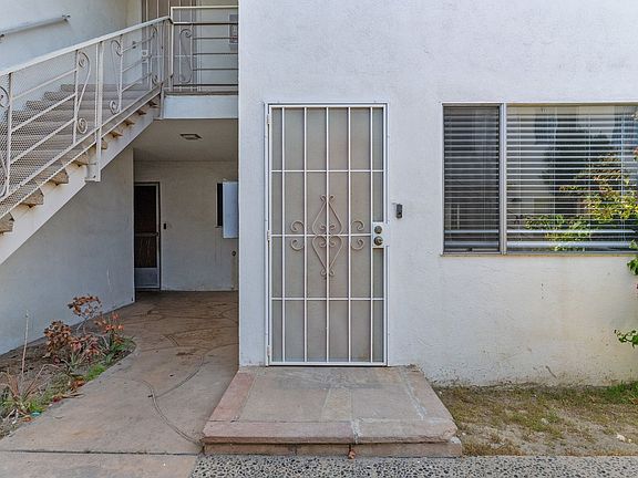 2nd image of 425 Gaviota Ave #441-03