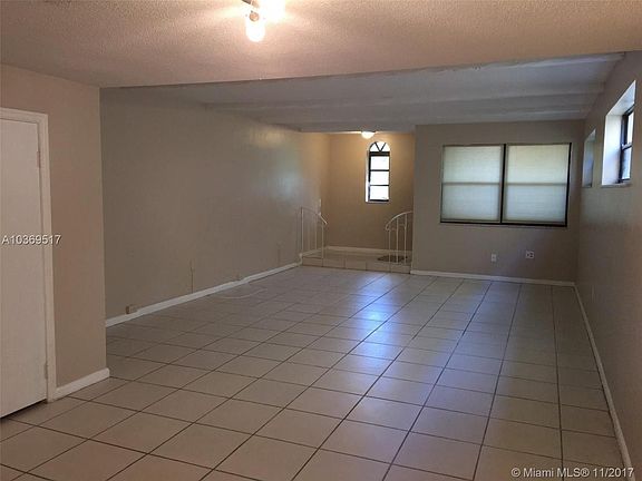 3rd image of 1601 NE 105th St #310