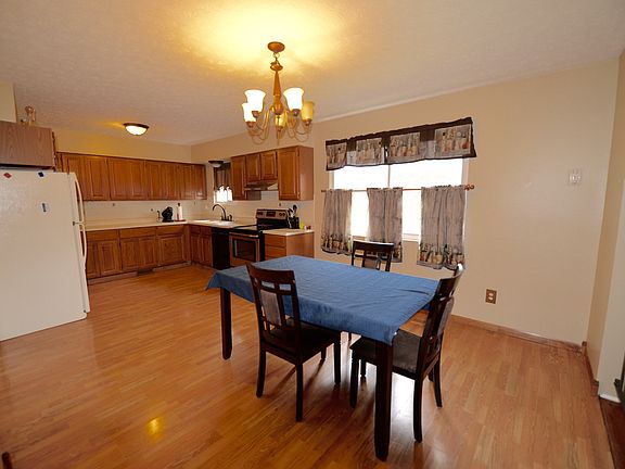 5th image of 3781 Whetstone St