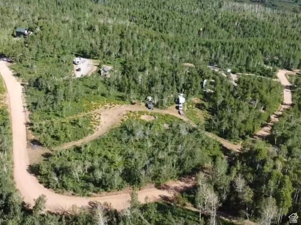 7347 N Jim Bridger Dr, Huntsville, UT 84317