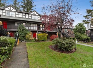 3425 S 176th St UNIT 110, Seatac, WA