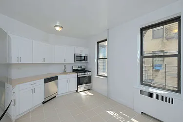 Sold by Houlihan Lawrence