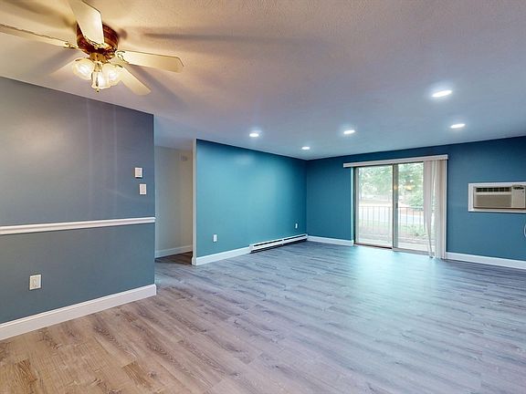2nd image of 55 Greentree Ln APT 13