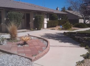 20314 Osseo Rd, Apple Valley, CA 92308