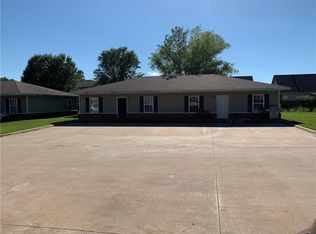 538 Daniel Pl #A, Springdale, AR 72764