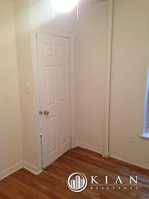 Rented by Kian Realty | media 18