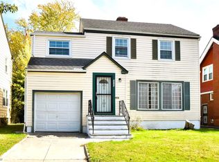 3733 Sudbury Rd, Shaker Heights, OH 44120