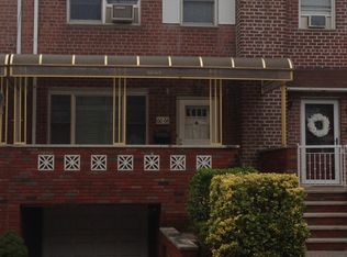 6064 74th St, Middle Village, NY 11379