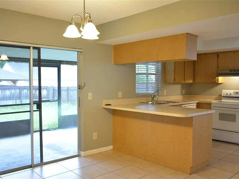 10002 Turkey Trot Pl — Photo 7