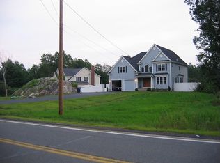 3 Main St, Norfolk, MA 02056