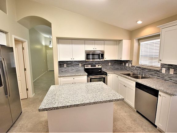4th image of 45 W Dexter Way