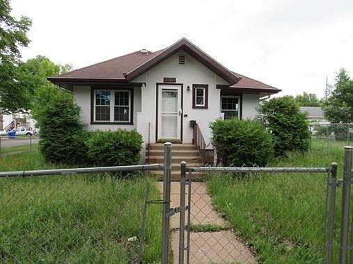 1st image of 2202 3rd Ave W