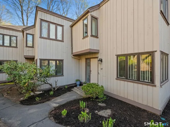 1 Talcott Ridge Road #F, Farmington, CT 06032