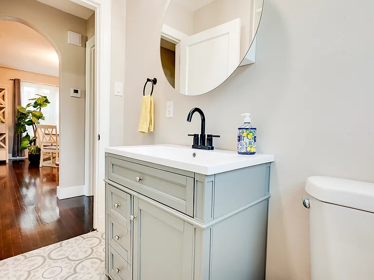 1830 Oconnell Ave — Photo 21