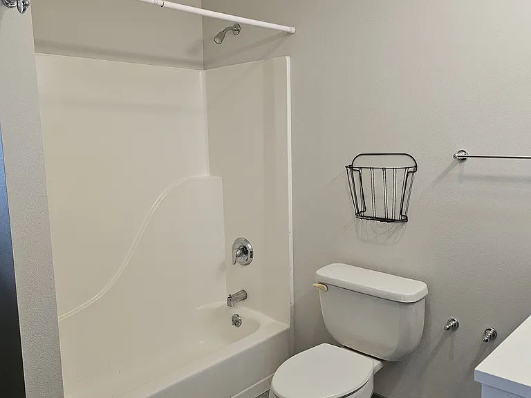 4453 Tolt Ave #B — Photo 7