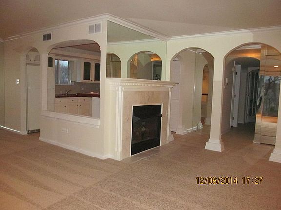 3rd image of 5621 W 104th St APT A3