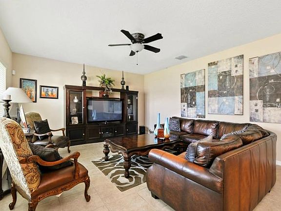 3rd image of 15635 Granlund St