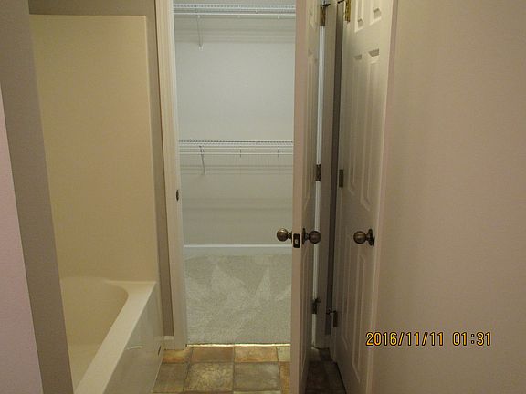 Bath and walk in closet