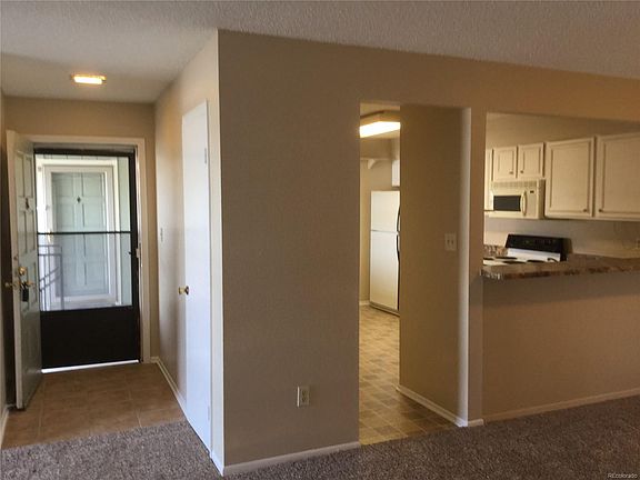 4th image of 2330 E Fremont Ave #D19