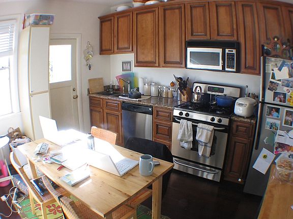 5th image of 406 Crescent Ave