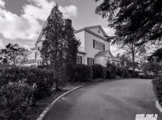 90 Walnut Rd, Glen Cove, NY 11542