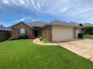 509 Allison Ln, Moore, OK 73160
