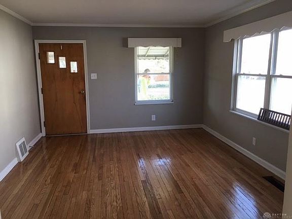 4th image of 2912 Martel Dr
