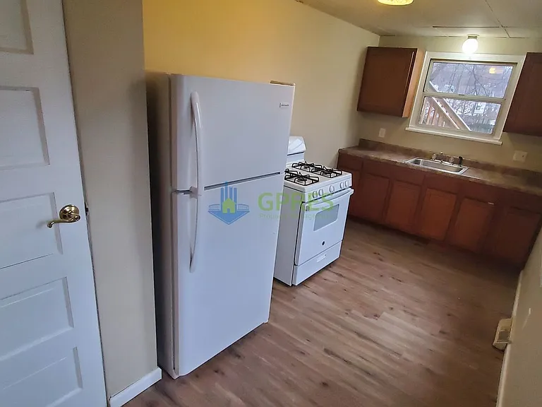 841 Brackenridge Ave. — Photo 8