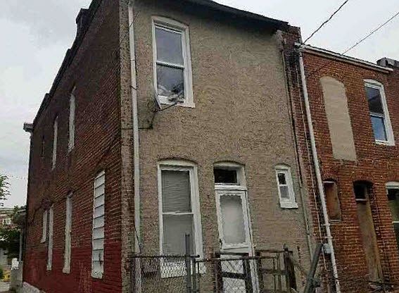2nd image of 1318 N Longwood St