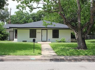 1322 W 4th St, Freeport, TX 77541