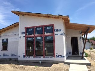 114 S Stephenson St, Eagle, ID 83616