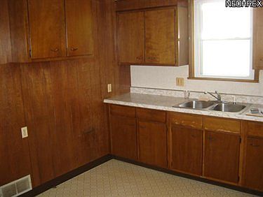 3rd image of 4026 Muriel Ave