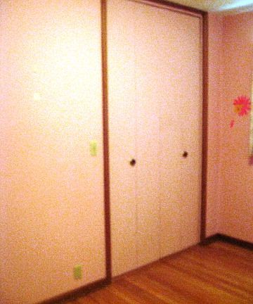 3rd image of 633 White Ave