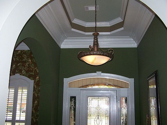 Foyer with volume ceiling!