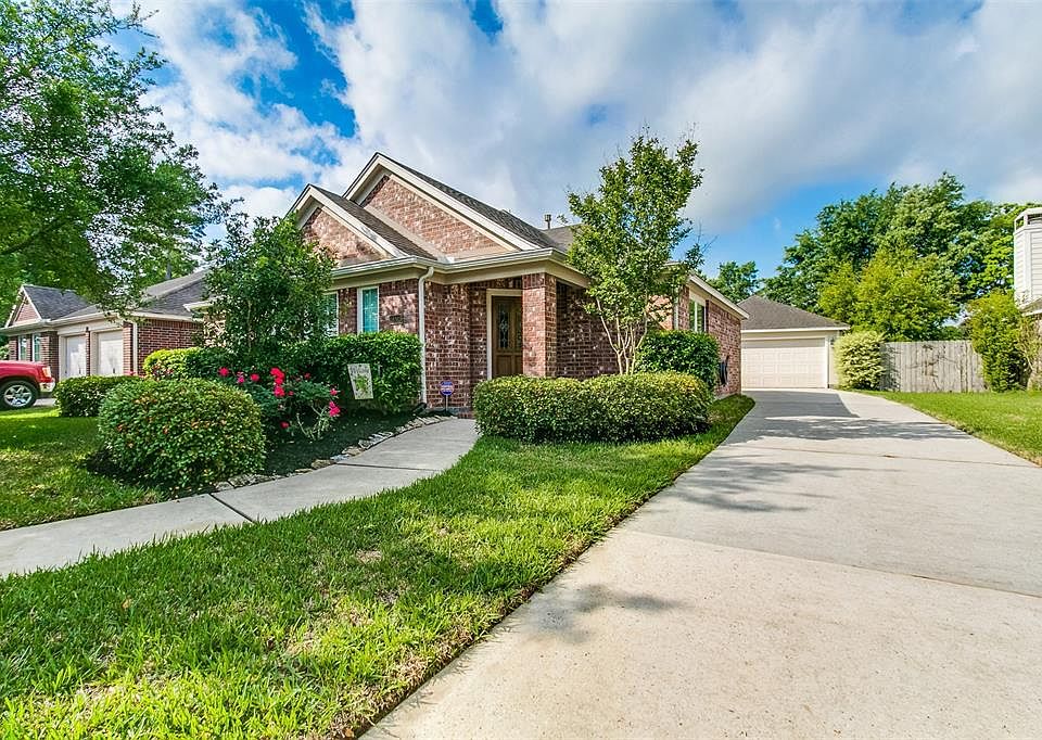 1st image of 18519 Blanca Springs Ct