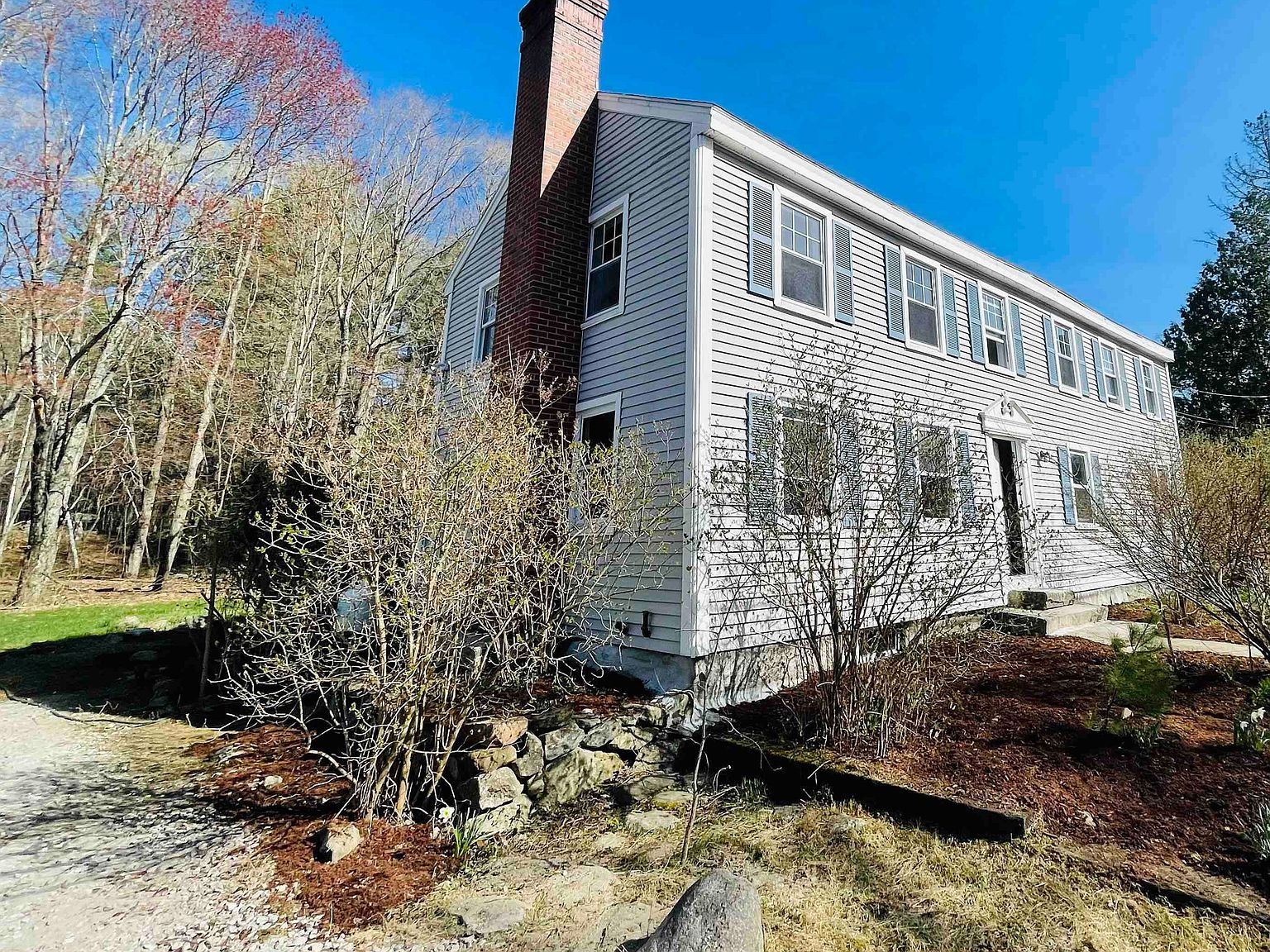 16 River Road, Weare, NH 03281 Zillow