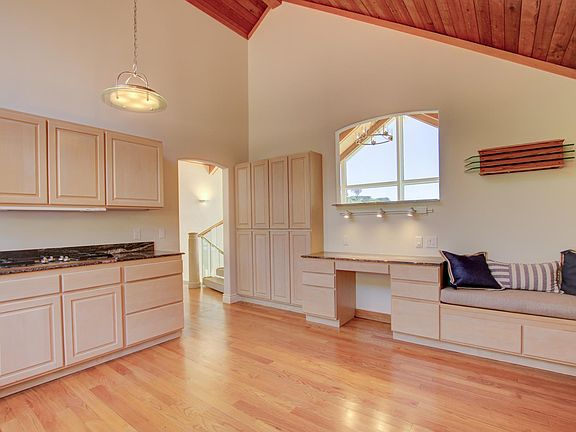 5th image of 102 Lyford Dr