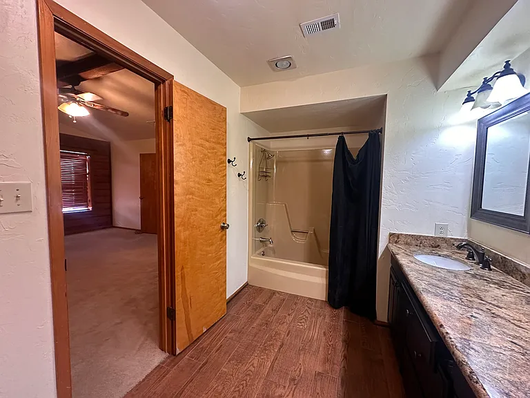 181 NW County Rd #2080 — Photo 29
