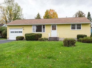 118 Bury Dr, Syracuse, NY 13209