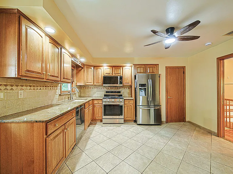 20 Shetland Ln #1 — Photo 23