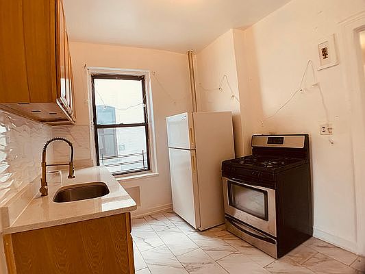 5th image of 33-09 31st Ave #Z9
