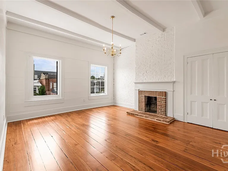 117 E Jones St #PARLOR — Photo 20