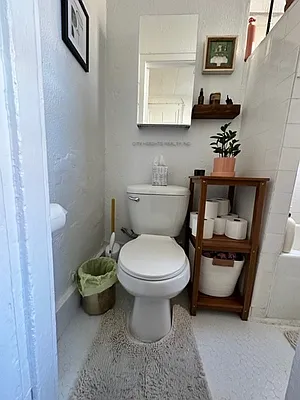 Rented by City Heights Realty | media 19