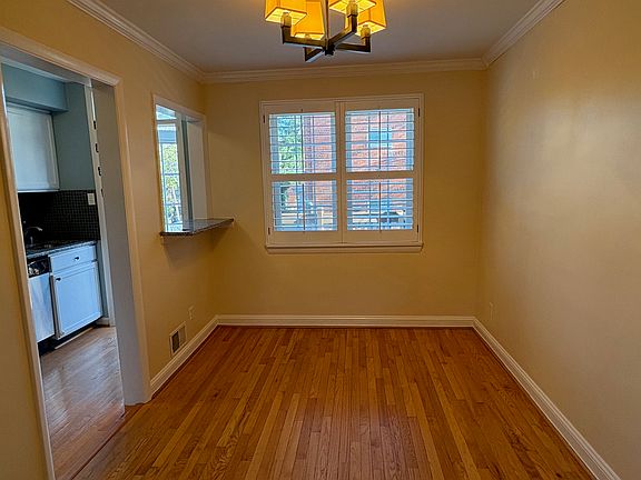 5th image of 732 S Alfred St