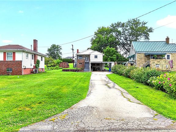 3rd image of 1215 Village Rd