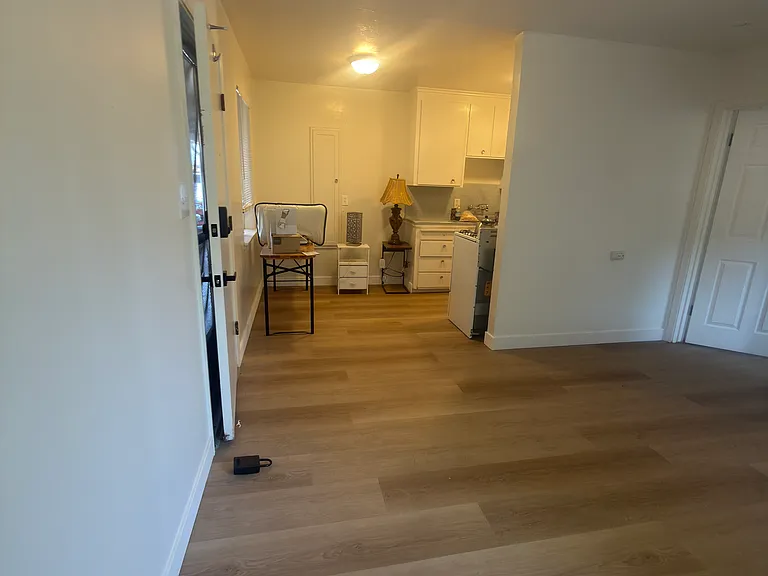 2225 Luz Ave #1 — Photo 5