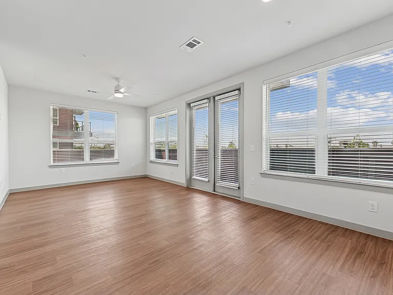 1455 Moonrise Ave #1100 — Photo 15